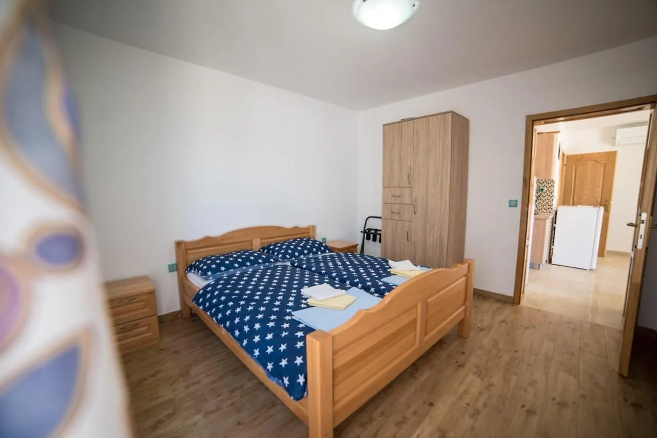 Casa de Férias House With Pool Vila Mali Lošinj